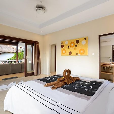 Coconuts Villa Balangan Beach Джимбаран Екстер'єр фото